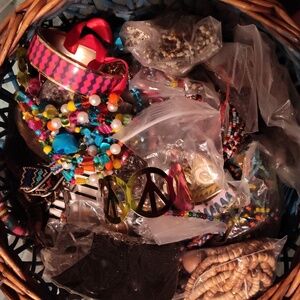 Bulk jewelry lot #27